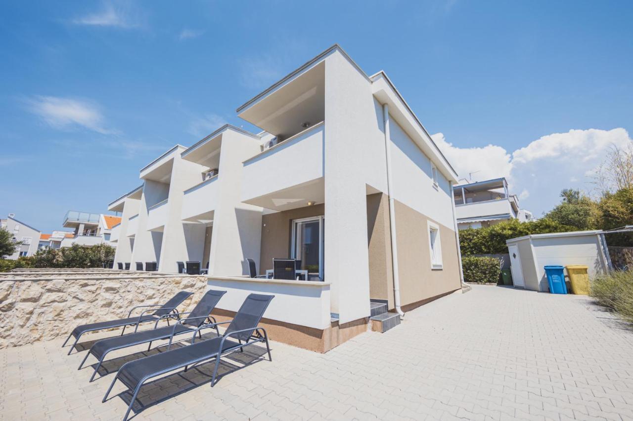 Apartments Lemon Novalja Εξωτερικό φωτογραφία