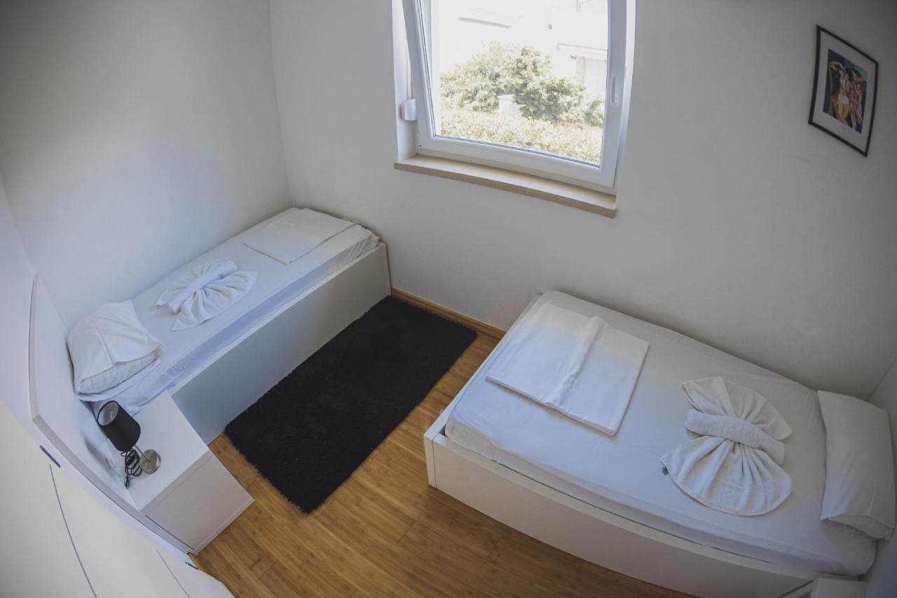 Apartments Lemon Novalja Εξωτερικό φωτογραφία