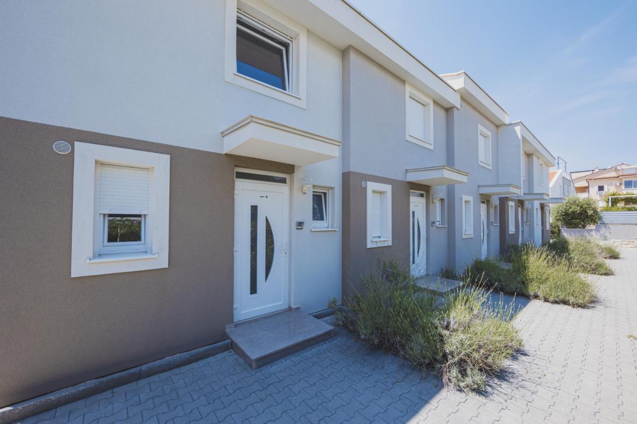 Apartments Lemon Novalja Εξωτερικό φωτογραφία