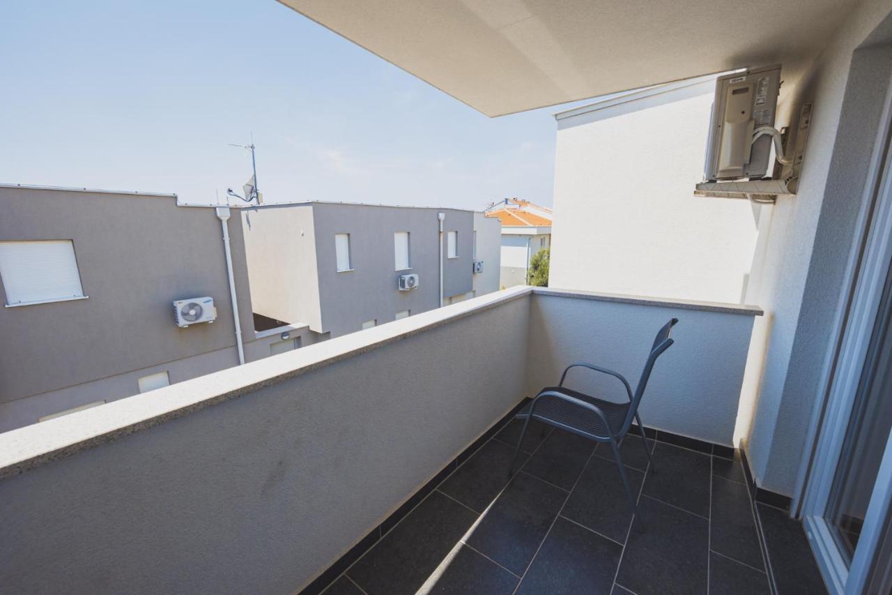 Apartments Lemon Novalja Εξωτερικό φωτογραφία
